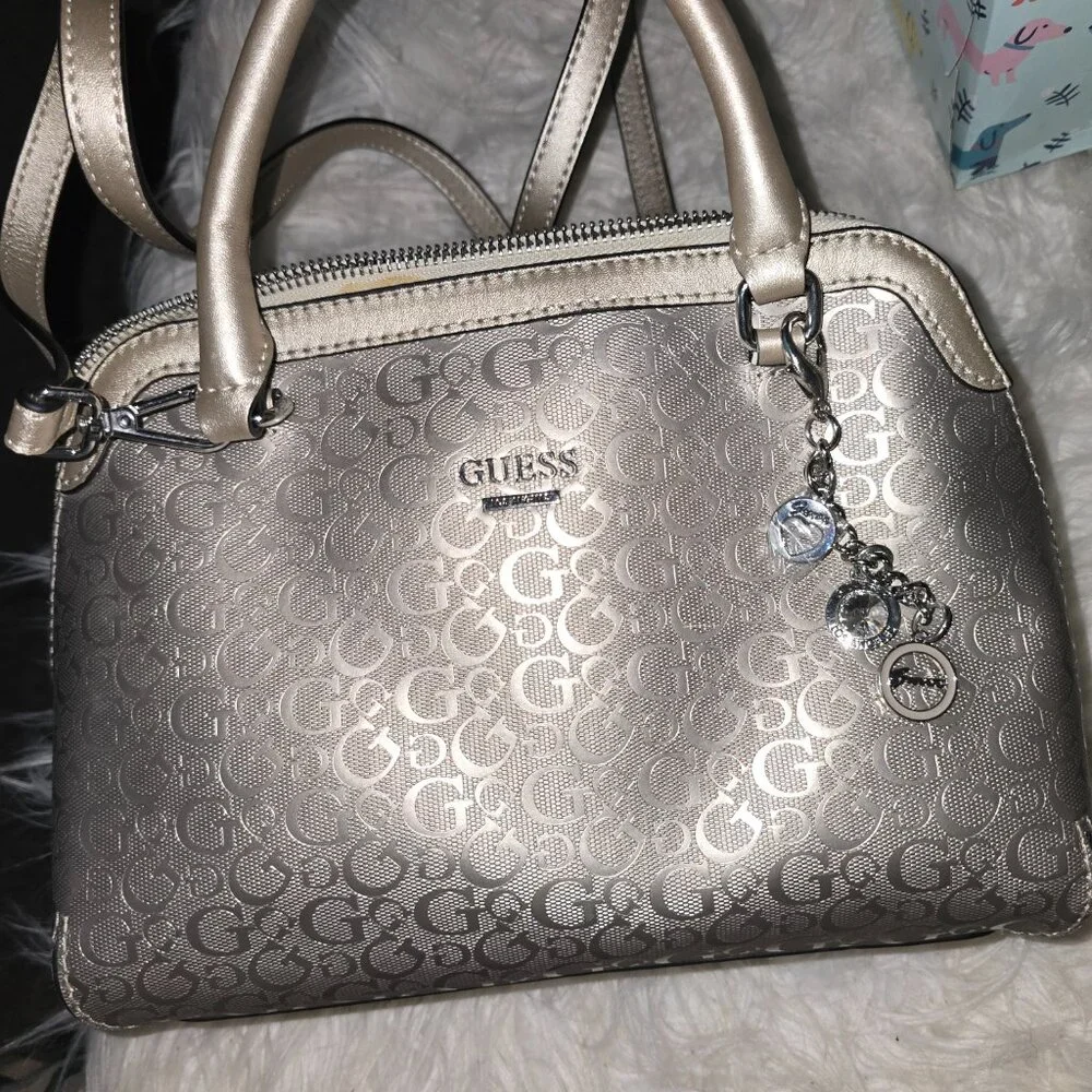 GUESS HANDBAG - Picture 4 of 5
